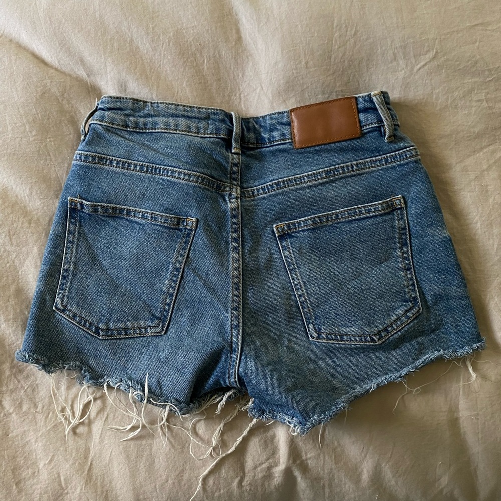 H&M denim shorts